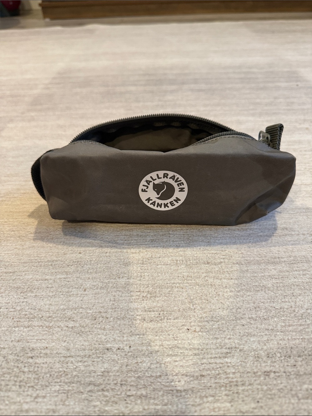 Fjallraven Kånken Toiletry Pouch in Dark Gray